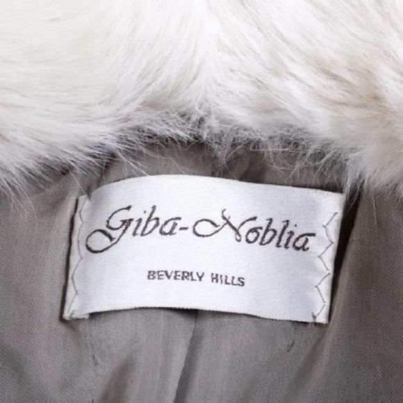 Gibia Noblia Beverly Hills Artic fox fur coat